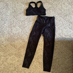 Old Navy Active Set.